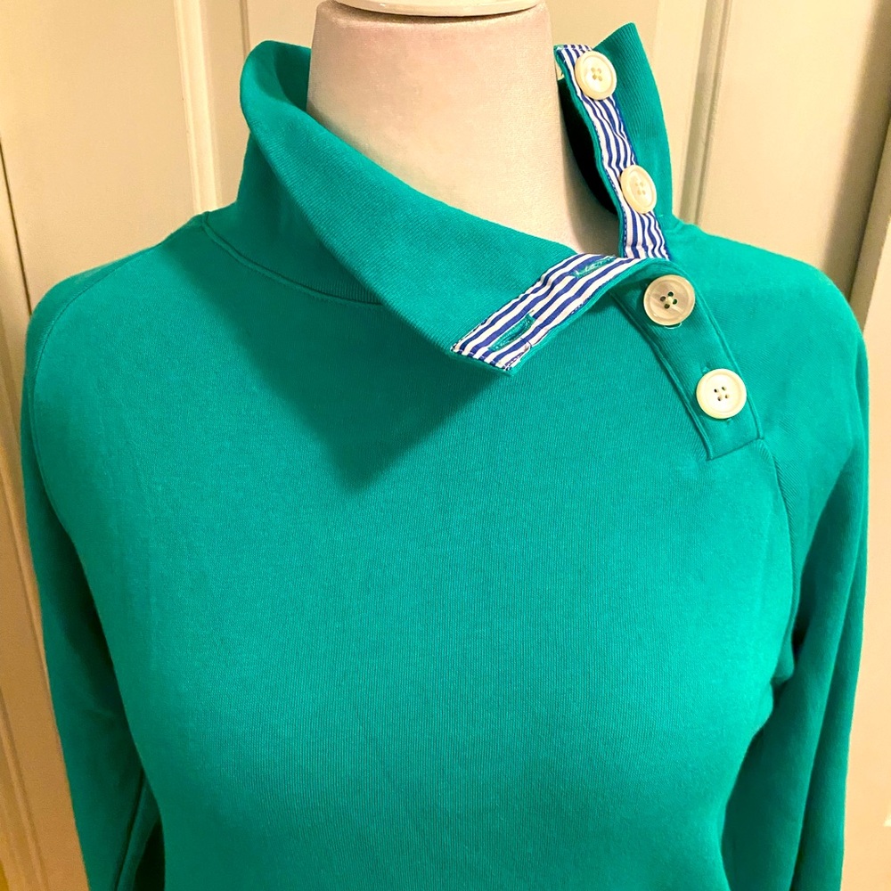 NWOT J. Crew Green Button Neck Sweatshirt 🍀